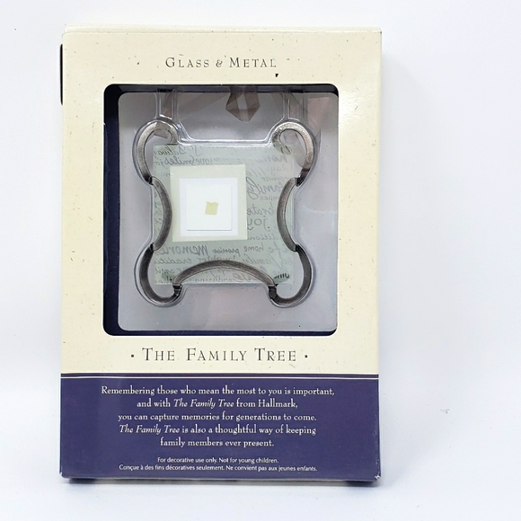 Hallmark The Family Tree Home Family Memories Photo Holder Frame Ornament QP1323 - Picture 5 of 9